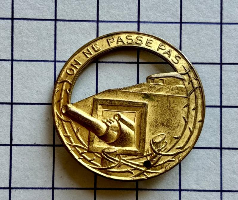 c1936-40 French Maginot Line Fortress Troops Badge