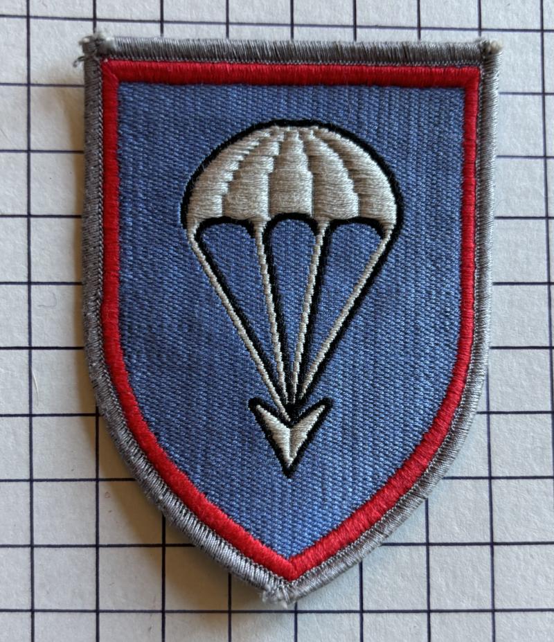 Pre 1993 German Army Bundeswehr Parachute Airborne Brigade 26 Cloth Insignia Patch