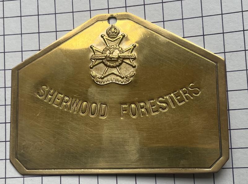 Sherwood Foresters (Notts & Derby Regiment) Brass Badge Duty Bed Plate