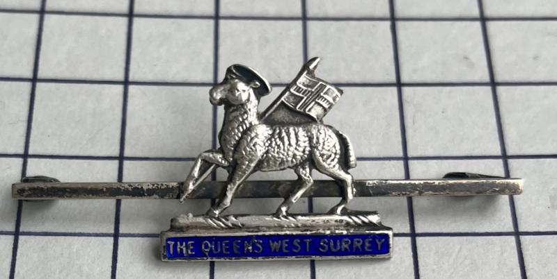 Silver The Queen's (West Surrey) Regiment Sweetheart Brooch Pin Badge