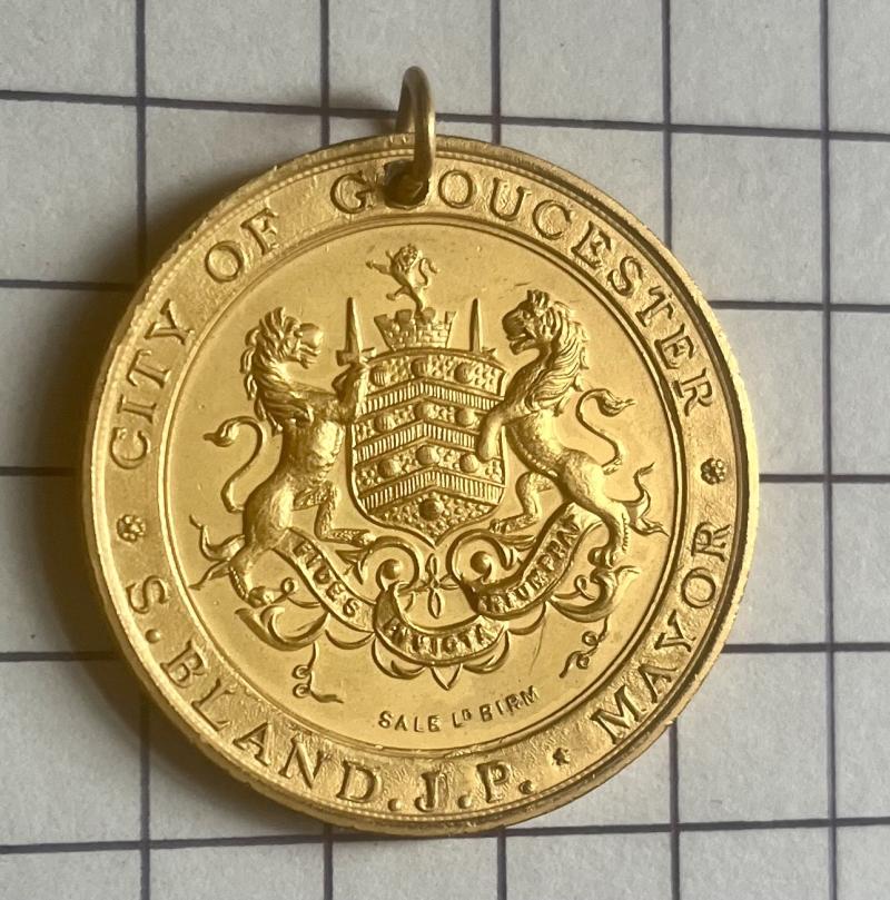 Gloucester 1902 Edward VII & Alexandra Coronation Souvenir Medal