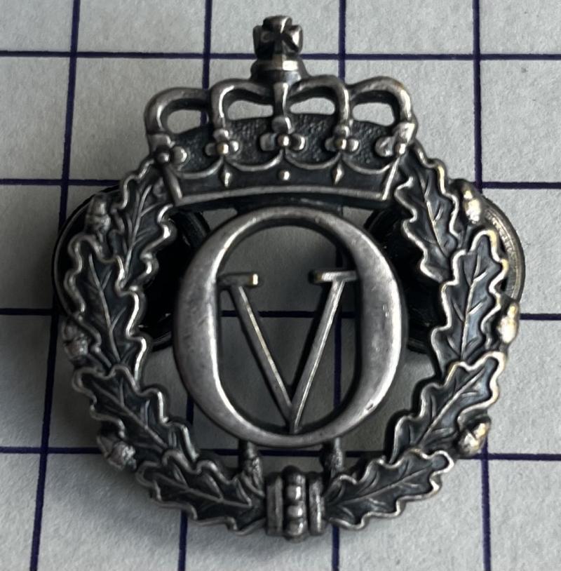 King Olav 5th Norwegian Officer Silver Collar Badge