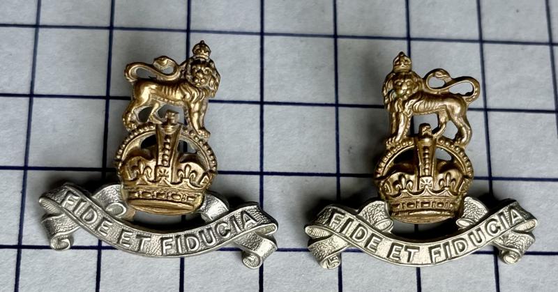 Pre 1953 Royal Army Pay Corps (RAPC) Other Ranks Pair Collar Badges