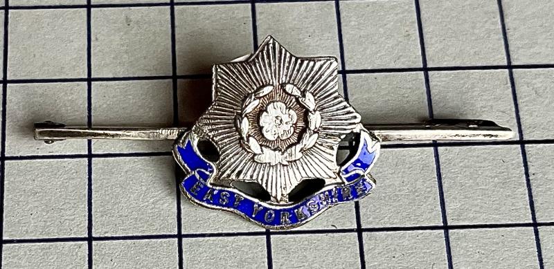 East Yorkshire Regiment Sterling Silver and Enamel Lapel Tie Pin Bar Sweetheart Brooch Badge