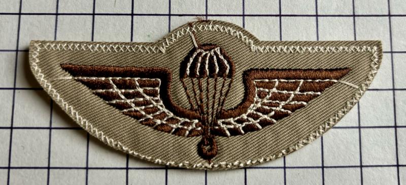 Greek Greece Army Desert Battle Dress Parachute Wings Basic Paratrooper Patch Badge