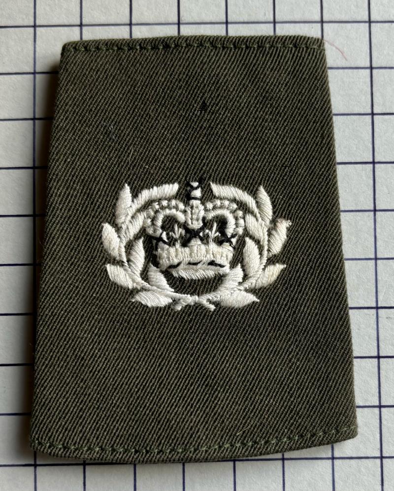 Royal Marines (RM) WO2 (RQMS) Rain Coat Rank Slide Badge