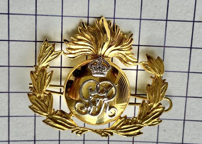 Cap Badge c1990s 'New Metal' Band of HM Royal Marines Portsmouth (HMS Nelson) Cap Badge