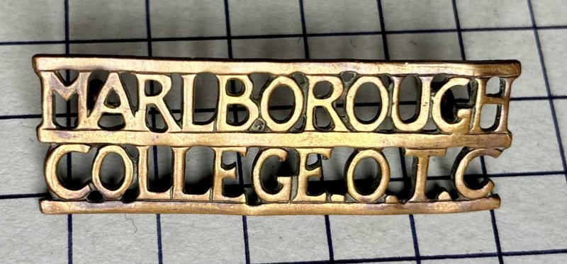 Pre 1940 Marlborough College Wilts Officer Training Corps (OTC)  Brass Army Metal Shoulder Title Badge