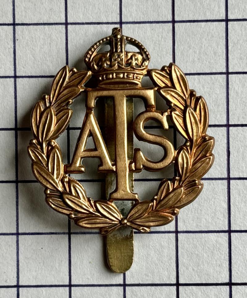 cWW2 Women's Auxiliary Territorial Service (ATS) Brass Other Ranks Cap Badge