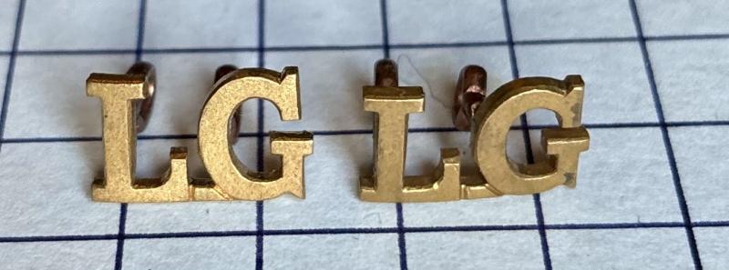 Pr of Small Officer Pattern Life Guards (LG) Shoulder Title Badges