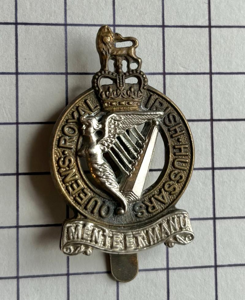 Queen's Royal Irish Hussars (QRIH) Bi-Metal Cap Badge