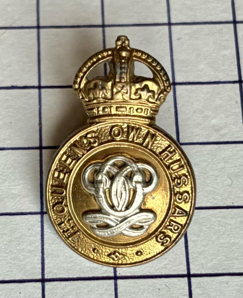 7th Queen's Own Hussars King's Crown Bi-Metallic Other Ranks' Collar Badge