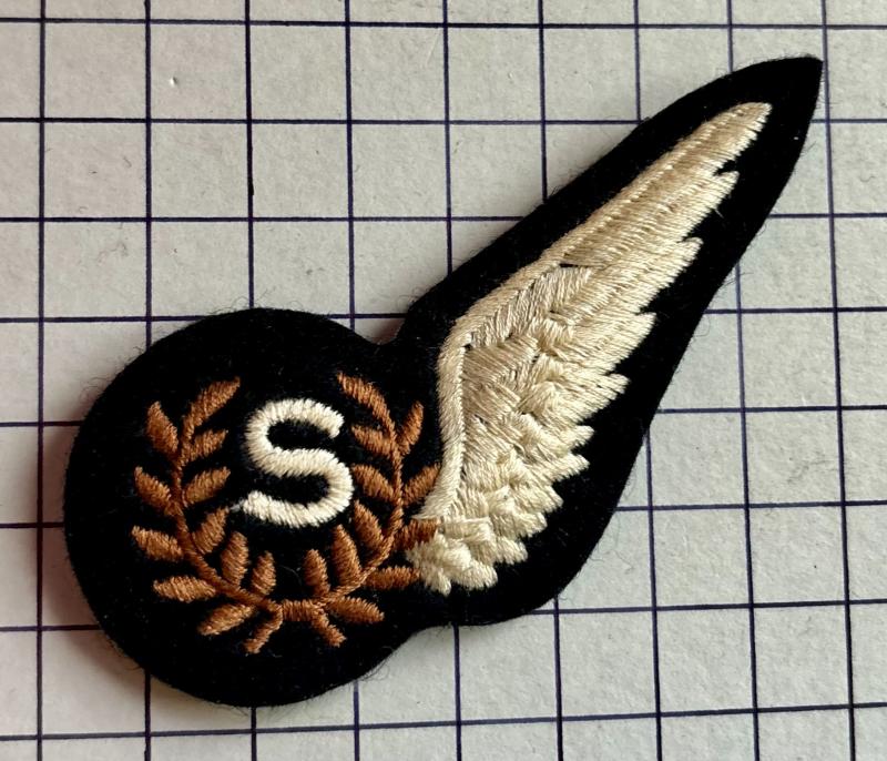 Cold War Period Brevet 'S' (Signaller) Half-Wing Padded Embroidered Royal Air Force (RAF) Aircrew Branch Badge