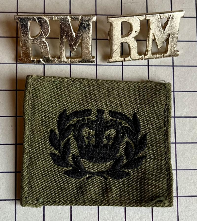 Cold War Era Royal Marines (RM) Anodised Shoulder Titles & RQMS Combat Rank