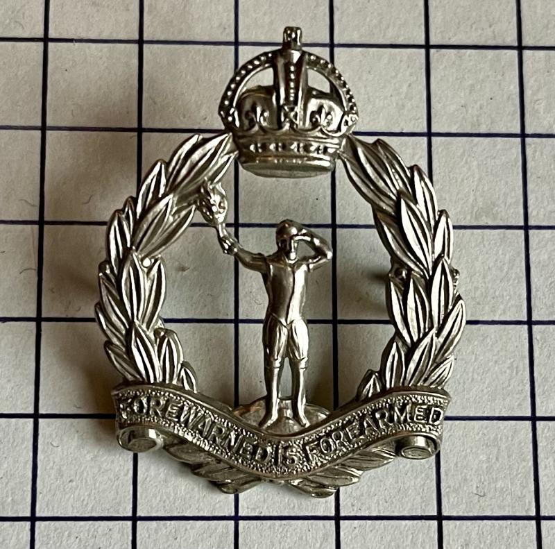 cWWII Royal Observer Corps (ROC) Cap Badge KC