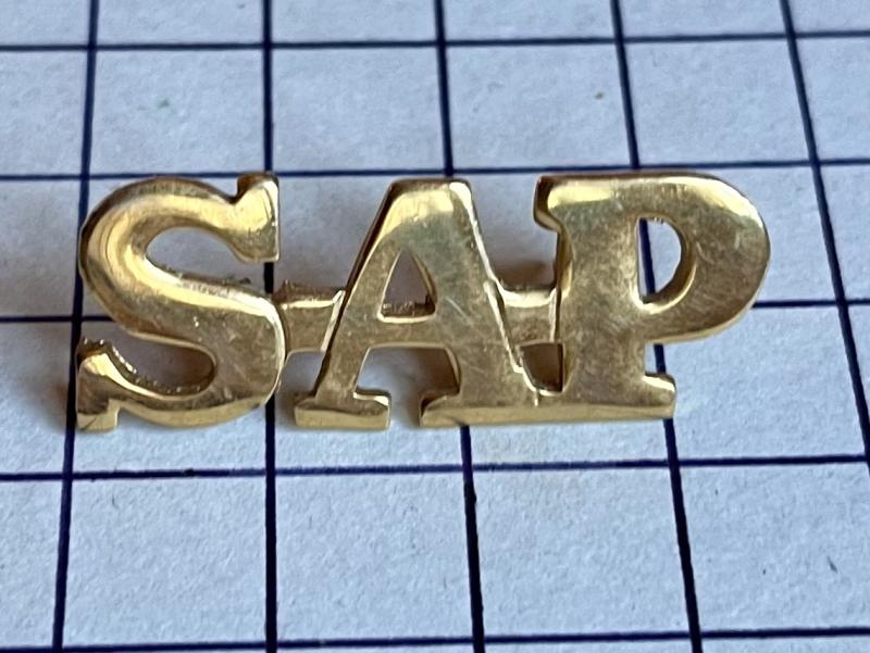 Pre 1994 South Africa / African Police (SAP) Dress Uniform Brass Shoulder Title Badge