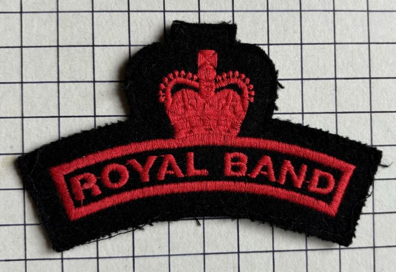 Post 1998 Royal Band (Royal Marines Band Portsmouth) Shoulder Title Badge