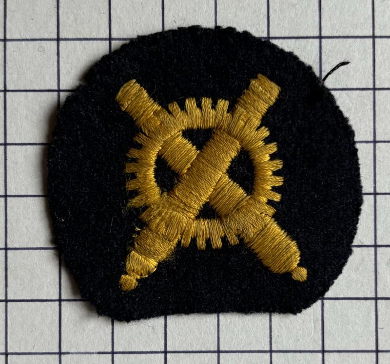 WWII Kriegsmarine Artillery Ordnance Mechanic Sleeve Rate Badge