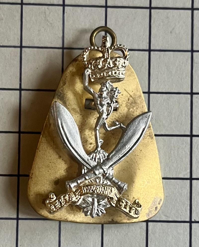 The Gurkha Signals 2-Piece Gold & Silver Anodised Cap Badge.